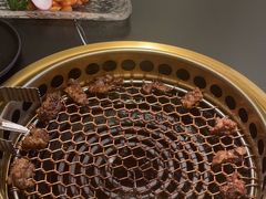 -極屋鮨牛 · 烧肉酒场(时代C馆店)