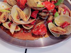 -喜悦小串丹东小黄牛海鲜烧烤大排档(民主广场店)