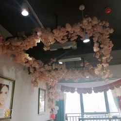 -潮店·虞妃妮轻奢美甲美睫馆