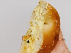 菠萝百香果奶酪贝果-Catch Bagel(芳草地店)