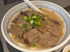 -粉吖吖·邵阳米粉(体育西路店)