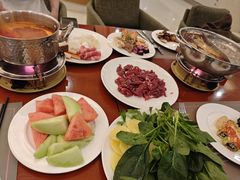 -元一希尔顿酒店·鲜切牛肉火锅禅自助餐厅