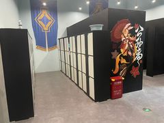 -暴风岛沉浸式体验馆(百联世纪店)