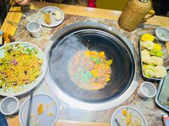 -锅老头海鲜铁锅炖