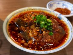 -肖四女乐山跷脚牛肉(世博源店)