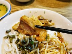 -牛八宝桂林米粉(八里庄店)