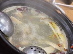 -濠轩阁特色生蚝火锅(水湾路店)