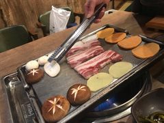 -香猪坊韩国烤肉专属门店(魏公村店)