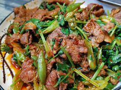 小炒羊肉-胖姐活羊烧烤家乡菜(刘家桥店)
