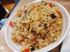 山珍海味鲜虾炒饭-泰煌鸡·上海白斩鸡·沪菜(平利店)