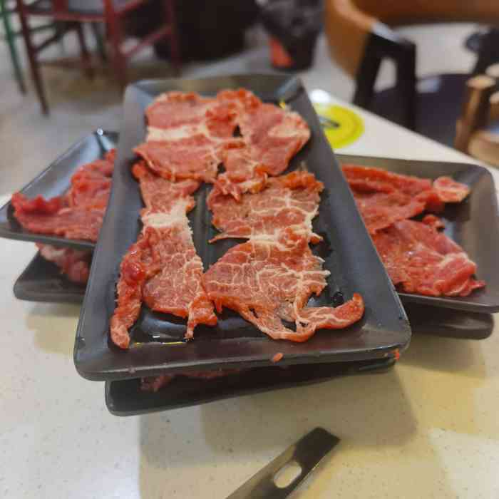 铭记潮牛潮汕鲜牛肉自助火锅(马巷店"三个人一起去的,吃的蛮多哈哈