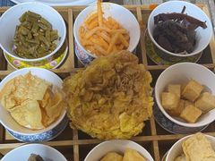 -鸡遇虾煲干锅火锅(小寨金莎店)