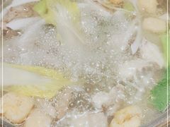 -喃喃椰·糟粕醋·椰子鸡火锅(七堡花园店)