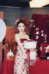 -Lady  Jane高端婚纱礼服馆