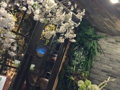 -春天里·老街坊餐厅(港隆广场店)