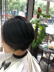 -茶发Salon·烫发染发理发