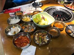 -老炉家木炭烤肉(长江国际店)