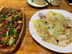 -老滇山寨•云南特色菜•地方菜•民族风情歌舞表演(金碧店)