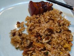 -金滏山·烤肉海鲜火锅自助(襄阳万达店)