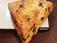 提子干黄油司康-星巴克(烟台大悦城店)