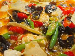 黄喉-麻六记(新天地店)