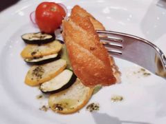 -théATRE茶聚场·餐厅(环球金融中心店)