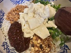 -蜗牛小馆醉乡民谣云南菜(惠新西里店)