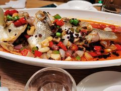 -山楂树融合菜餐厅