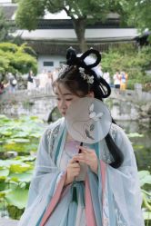 -古绫丝绸旗袍体验馆