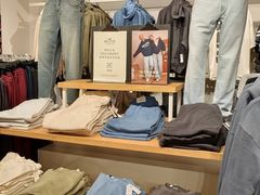 -Hollister(天环广场店)