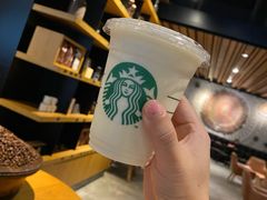 香草味蒸气奶-星巴克臻选(长沙运达中央广场店)