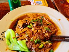-方铲铲·成都板凳面(滨江银泰店)