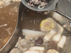 -左庭右院鲜牛肉火锅(金山万达店)