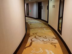 -深圳君逸国际酒店(龙岗横岗塘坑地铁站店)