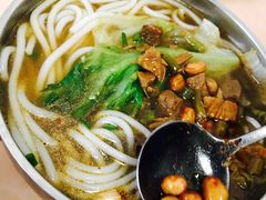 -卓雅桂林米粉