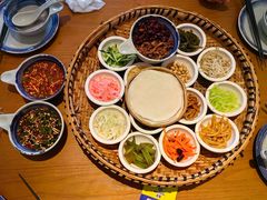 -包整·丝娃娃(一览甲秀楼风景店)