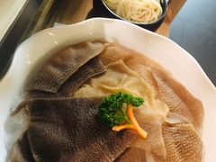 -左庭右院鲜牛肉火锅(浦江欢乐颂店)