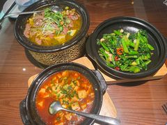 锅气碎肉豆腐-小六汤包砂煲菜(文景路店)
