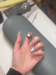 -UGIRL有个美甲