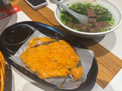 酥炸猪排-馋三尺蟹粉小笼(人民广场店)