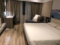 -长沙晚报大道亚朵酒店