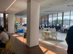 -宁波宝信宝马4S店(江北日湖店)