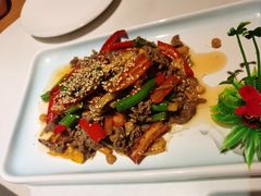 五彩梅花麓肉-小隐院子·庭院餐厅(大学城后湖店)