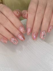 -花岐款式专研健康美甲沙龙