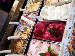 -Gelateria Dondoli