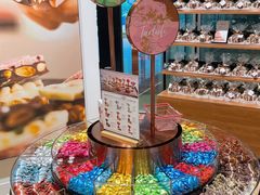 -Laderach 莱德拉(上海环贸iapm店)