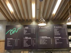 -Chom Cafe and Restaurant