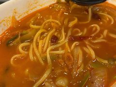 辣海鲜面-桃园中华料理炸酱面(燕儿岛路店)