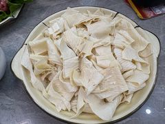 -银峰农庄·特色烧鸡·鲜无花果浸鸡