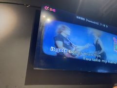 -麦凯伦烧烤·精酿超级工厂店(金桥总店)